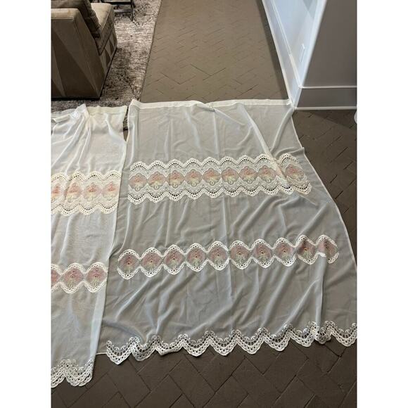 Vintage Embroidered Lace Window Sheer Panels Set of Two - Picture 2 of 6